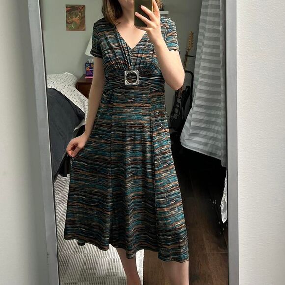 Source Unknown Dresses & Skirts - Vintage Y2K Perceptions v neck abstract pattern midi dress